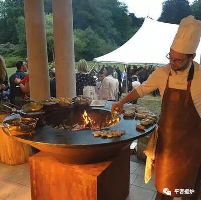 1528160102816648JVtm.jpg 2018頂級(jí)壁爐設(shè)計(jì)流行趨勢(shì).jpg