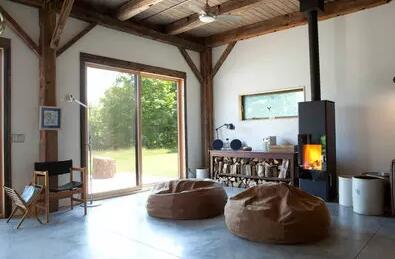 152997536721805061ML.jpg 燃木壁爐:點亮綠色能源取暖新風(fēng)尚.jpg