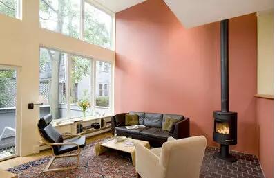 1529975374117154QP3Z.jpg 燃木壁爐:點亮綠色能源取暖新風(fēng)尚.jpg