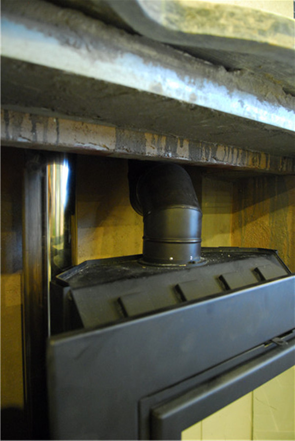 1534898592440561RQvu.jpg 山東濟南御景山墅真火壁爐安裝實例.jpg