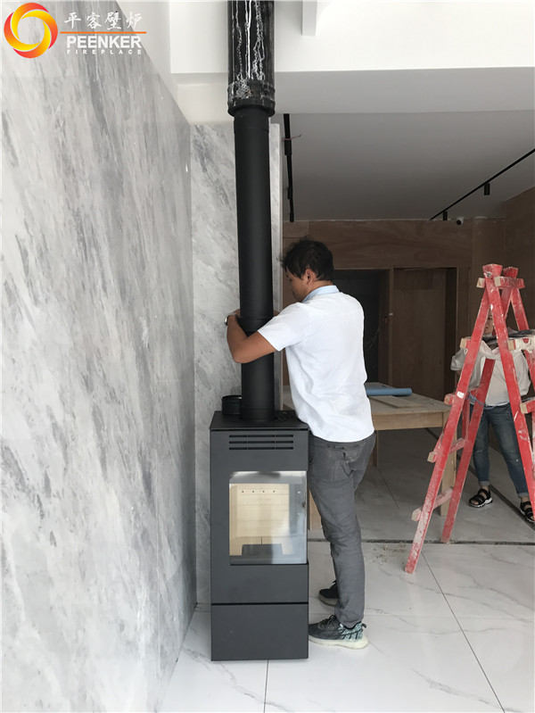 南京鐘山美廬別墅丹麥Aduro A12轉(zhuǎn)角火爐安裝.jpg
