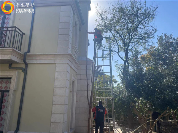 天津朗潤(rùn)園別墅英國(guó)fireline PV85i 壁爐安裝.jpg