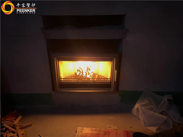 天津朗潤(rùn)園別墅英國(guó)fireline PV85i 壁爐安裝.jpg