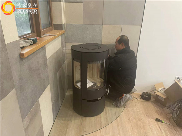 上海依云聽香園丹麥Aduro A9壁爐安裝.jpg