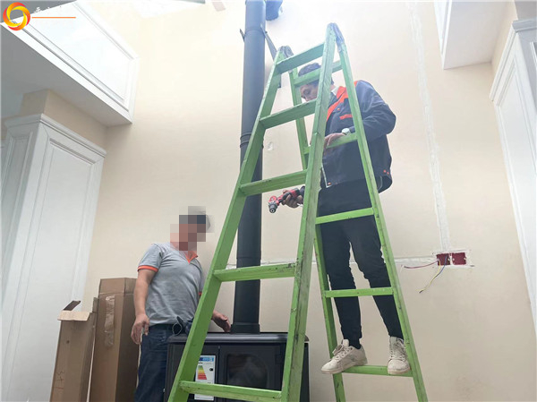 南京美林墅別墅丹麥鑄鐵火爐Morso 3640安裝.jpg