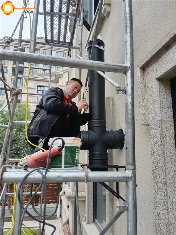 合肥御湖莊園別墅丹麥壁爐Aduro A9.1安裝.jpg