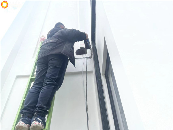 鎮(zhèn)江江南岸別墅丹麥進口壁爐Morso 8893安裝.jpg