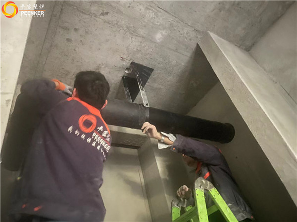 揚州錦苑北區(qū)別墅丹麥真火壁爐Morso 5660安裝.jpg