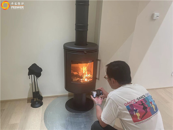 上海映虹橋別墅丹麥morso 6848獨立火爐安裝.jpg