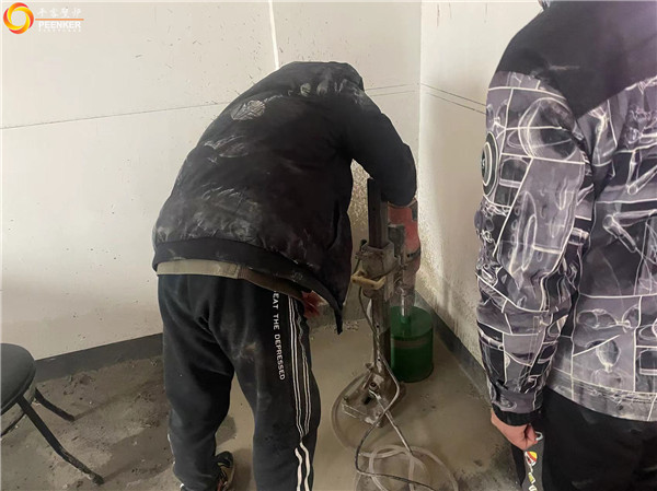 平客壁爐杭州新御景灣別墅丹麥鑄鐵火爐Morso 7943安裝.jpg