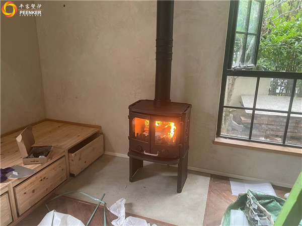 平客壁爐上海捷克小區(qū)丹麥Morso鑄鐵火爐2140安裝.jpg