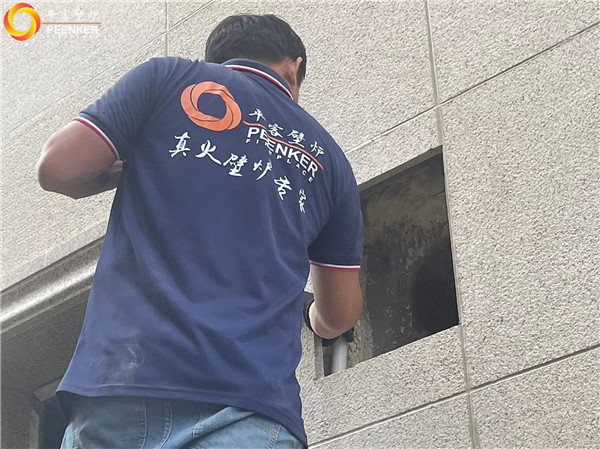 平客壁爐 | 杭州虎山村別墅進(jìn)口壁爐丹麥Aduro A17安裝.jpg