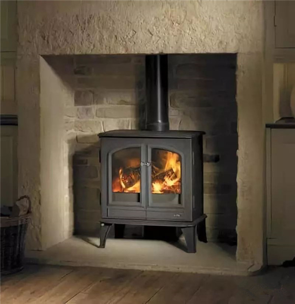 平客壁爐關(guān)于熱水壁爐的詳細(xì)介紹.jpg 平客壁爐關(guān)于熱水壁爐的詳細(xì)介紹.jpg
