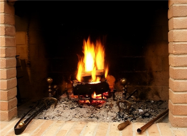 平客壁爐分析開放式與封閉式壁爐的區(qū)別.jpg 平客壁爐分析開放式與封閉式壁爐的區(qū)別.jpg