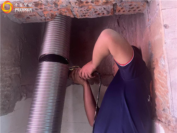 平客壁爐上海圣塔路斯別墅進口壁爐丹麥Morso S101-12安裝.jpg