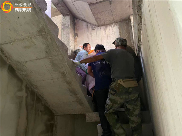 平客壁爐沈陽半島天境法國JC-Zelia 908藝術(shù)壁爐安裝.jpg