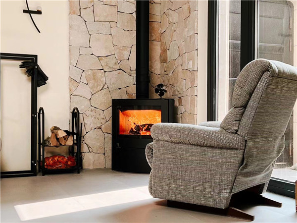 上海中海九峯里別墅丹麥進口壁爐Aduro 15安裝.jpg