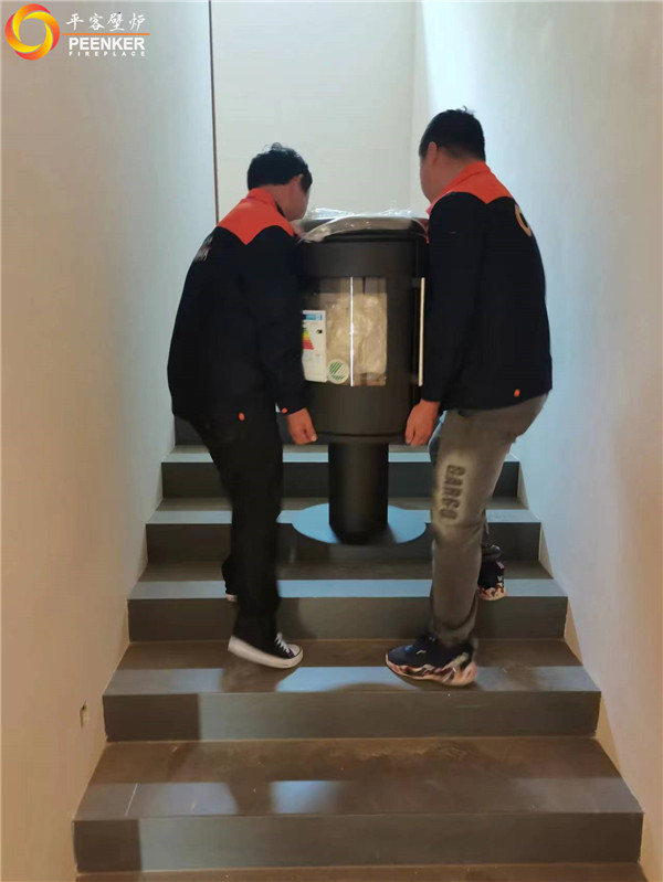 平客壁爐蘇州本色美術(shù)館丹麥Morso 6848鑄鐵火爐安裝.jpg