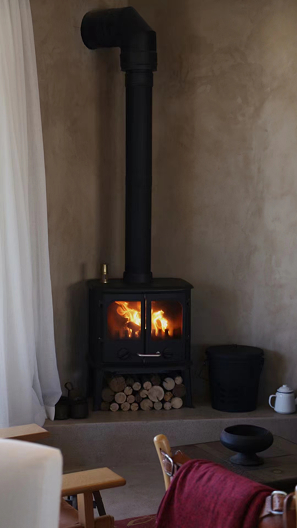 寧夏沙漠野奢酒店鑄鐵壁爐丹麥Morso 2110安裝.jpg 寧夏沙漠野奢酒店鑄鐵壁爐丹麥Morso 2110安裝2.jpg