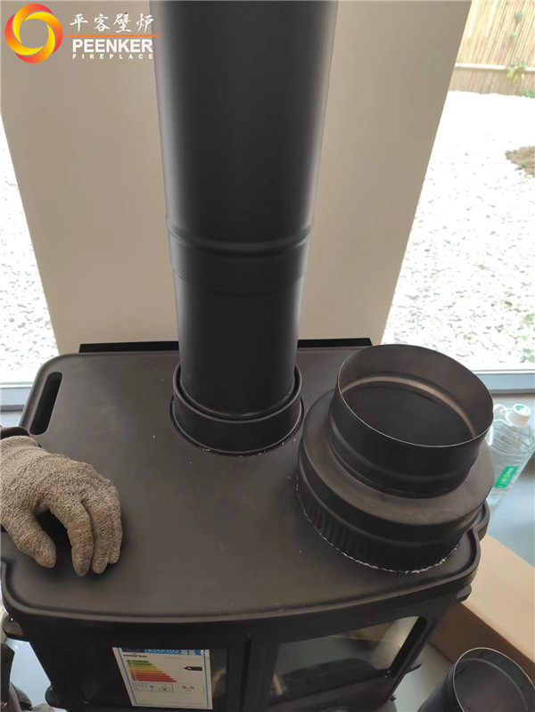 綿陽(yáng)梓潼縣丹麥Morso 2140鑄鐵火爐安裝.jpg