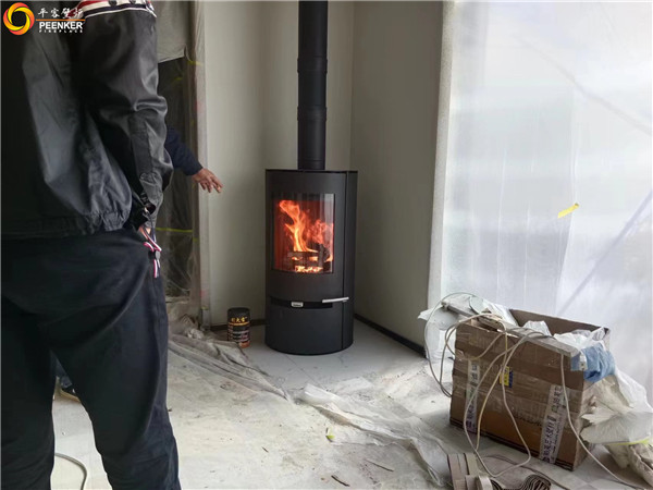 桐廬利達(dá)文創(chuàng)苑丹麥Aduro A9.1獨(dú)立式壁爐安裝.jpg