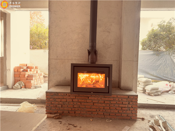 上海新虹橋小別墅丹麥Morso 5660對流型壁爐安裝.jpg