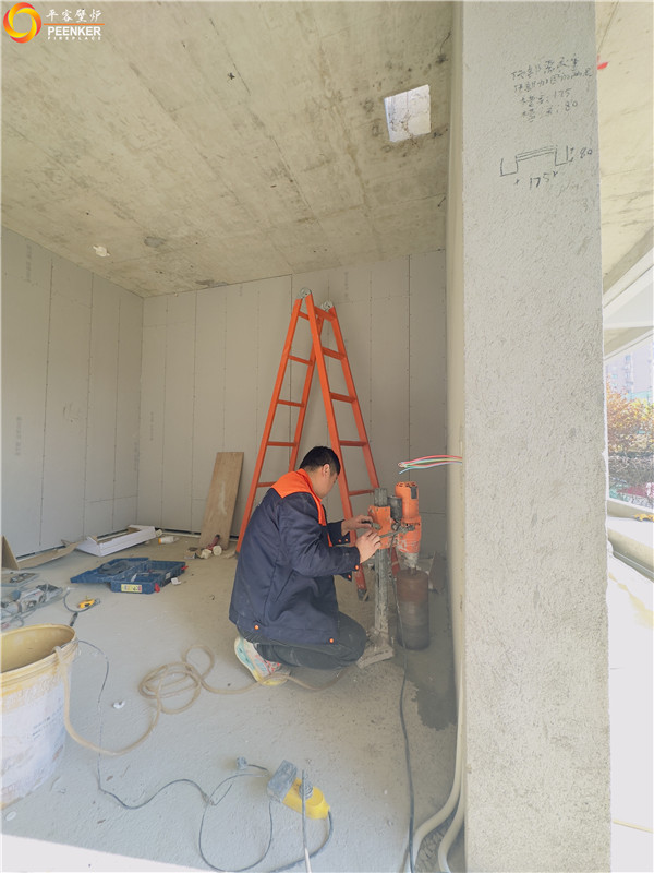 上海新虹橋小別墅丹麥Morso 5660對流型壁爐安裝.jpg