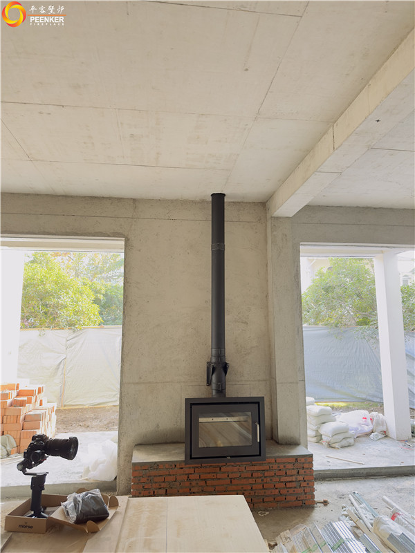 上海新虹橋小別墅丹麥Morso 5660對流型壁爐安裝.jpg
