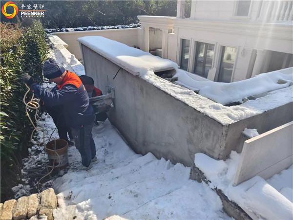 南京鐘山高爾夫別墅法國(guó)TOTEM H1000壁爐安裝.jpg