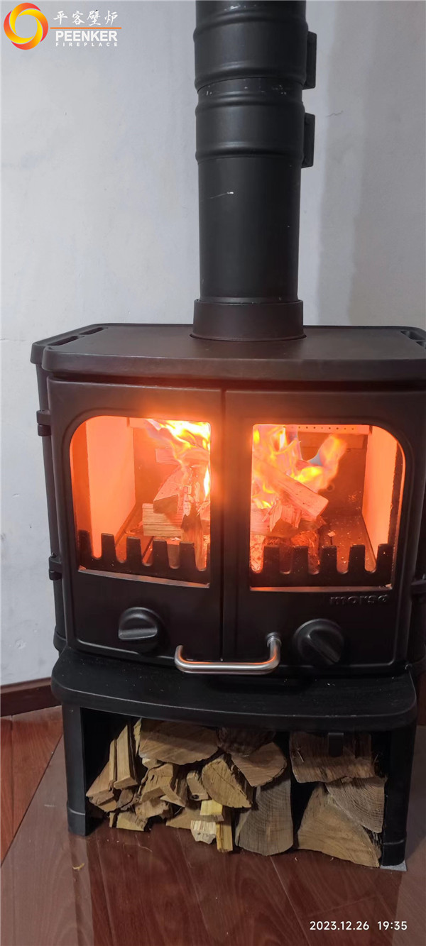 平客壁爐江西景德鎮(zhèn)丹麥Morso 2140鑄鐵火爐安裝.jpg