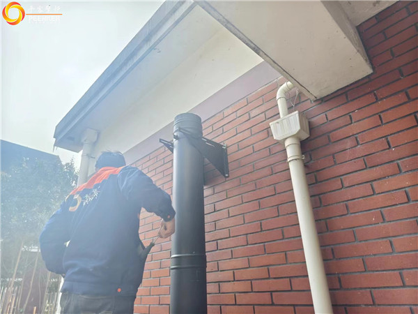 上海泰晤士小鎮(zhèn)丹麥Aduro A15獨(dú)立壁爐安裝 | 平客壁爐.jpg