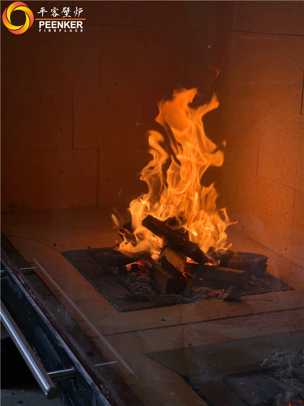 平客壁爐 | 廣西桂林別墅法國(guó)TOTEM H1300嵌入壁爐安裝.jpg