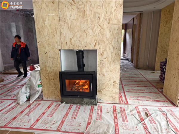 揚州錦苑北區(qū)別墅丹麥真火壁爐Morso 5660安裝.jpg