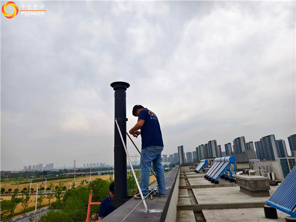 南京芳原排屋頂樓丹麥Aduro 9.1壁爐安裝.jpg