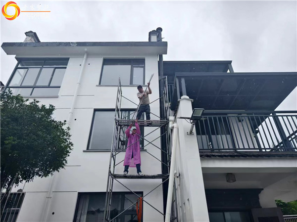 黃山北麓人家丹麥Aduro A17進(jìn)口壁爐安裝.jpg