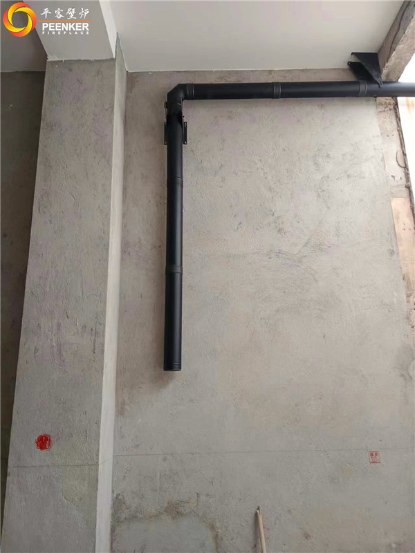 昆明紫境府丹麥Aduro A15壁爐+國產(chǎn)風(fēng)機(jī)安裝.jpg