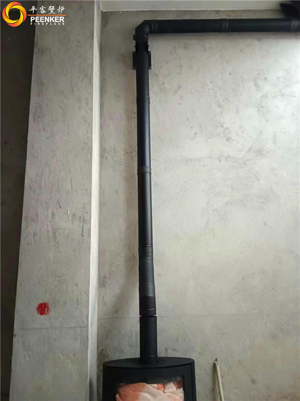 昆明紫境府丹麥Aduro A15壁爐+國產(chǎn)風(fēng)機(jī)安裝.jpg