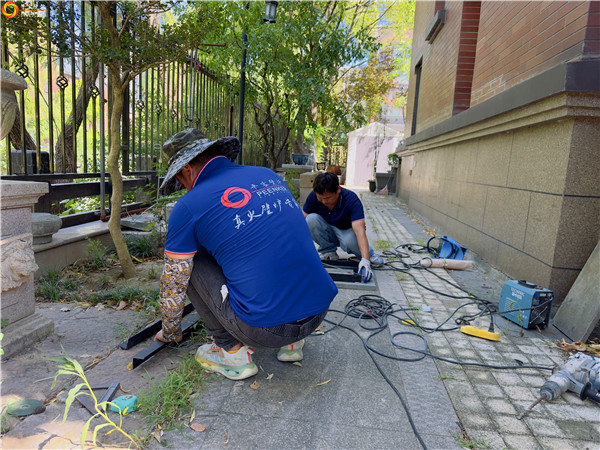 上海海德名門丹麥morso 2110鑄鐵火爐安裝.jpg