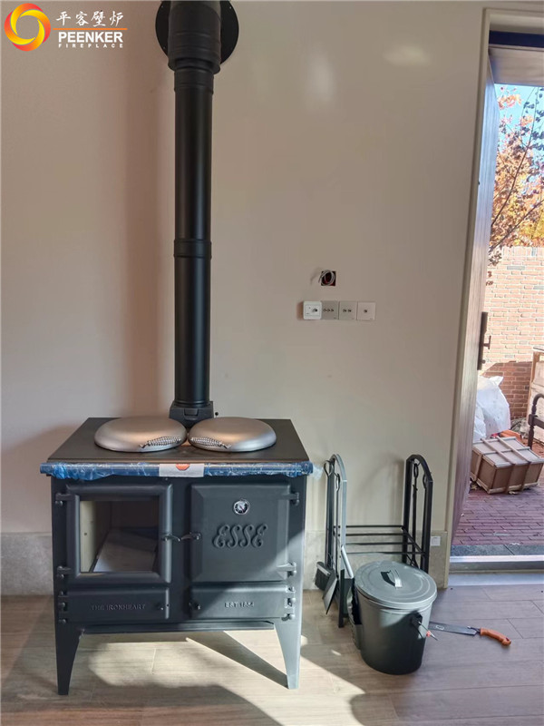 承德阿那亞金山嶺別墅英國ESSE壁爐+風(fēng)機(jī)安裝.jpg