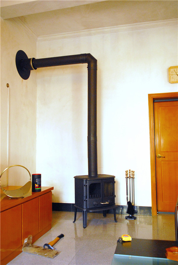 安徽蕪湖燃木火爐安裝案例.jpg