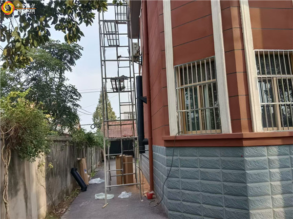 湖北枝江自建房丹麥Aduro A9.1獨立火爐安裝過程實拍.jpg