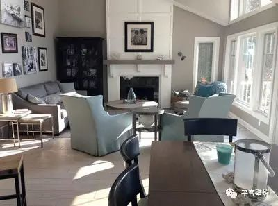 15125213197333454UI2.png 15個客廳真火壁爐的改造案例(上).png