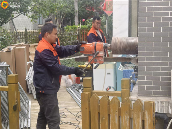 揚州別墅丹麥Morso 8893鑄鐵火爐安裝.jpg