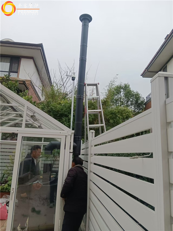 平客壁爐長(zhǎng)沙岳麓山公館陽(yáng)光房丹麥Aduro 9.1火爐安裝.jpg