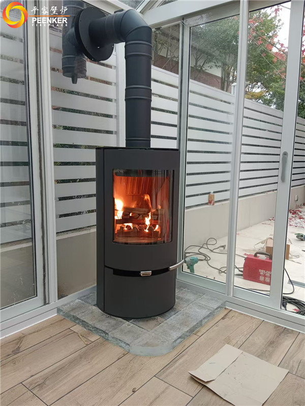 平客壁爐長(zhǎng)沙岳麓山公館陽(yáng)光房丹麥Aduro 9.1火爐安裝.jpg