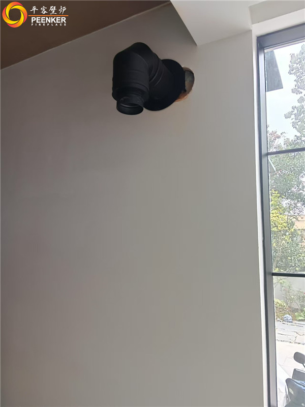 長沙湘江壹號別墅丹麥Aduro A17獨(dú)立火爐安裝.jpg