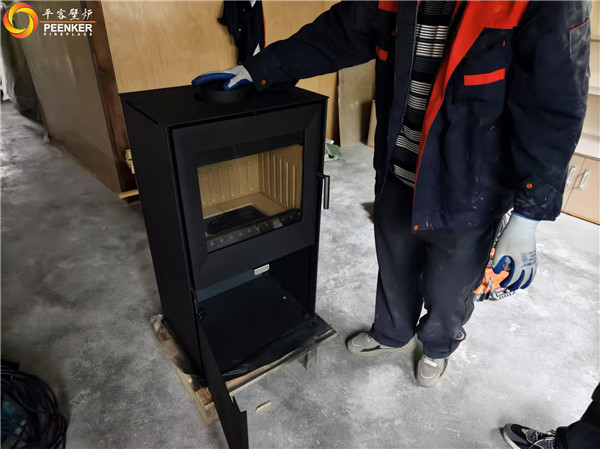 南京智康路臨街商鋪丹麥Aduro A14壁爐安裝.jpg