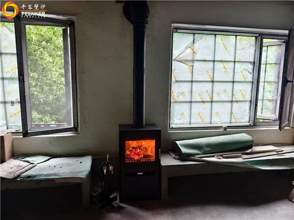 南京智康路臨街商鋪丹麥Aduro A14壁爐安裝.jpg