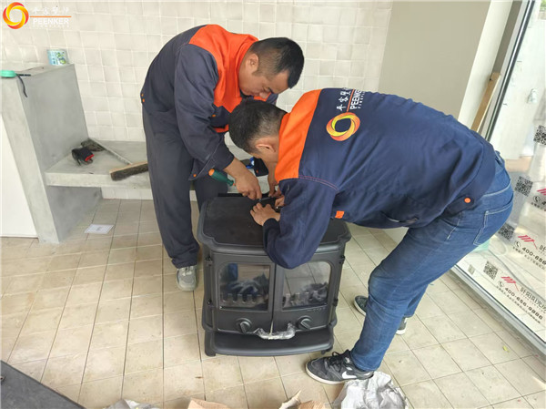 南京佳湖綠島別墅丹麥Morso 2110壁爐安裝.jpg