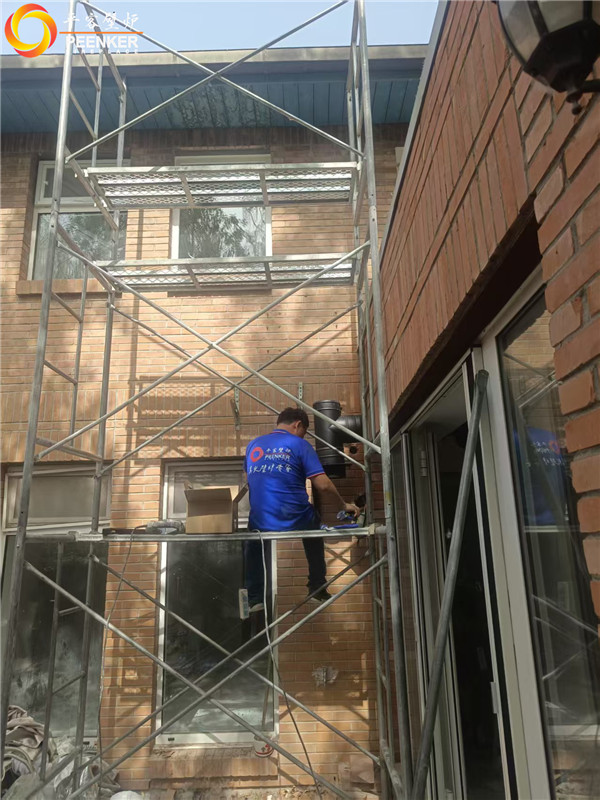 北京順義歐陸苑丹麥Aduro A15鋼板火爐安裝.jpg